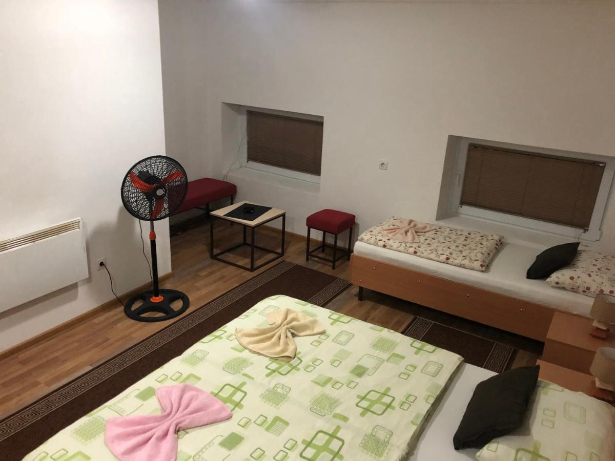 Prenociste Gany Hotel ไยเซ ภายนอก รูปภาพ