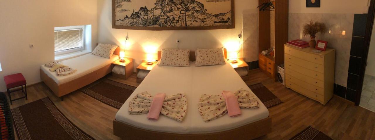 Prenociste Gany Hotel ไยเซ ภายนอก รูปภาพ
